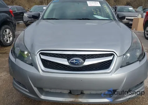 2010 Subaru Legacy 2.5I z USA, uszkodzony, nr VIN 4S3BMCA62A3228230